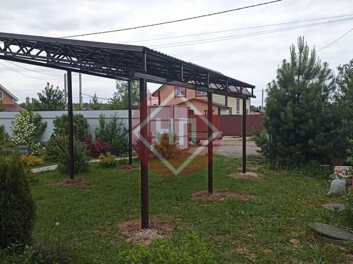 односкатный навес с профлистом и шестью фермами
